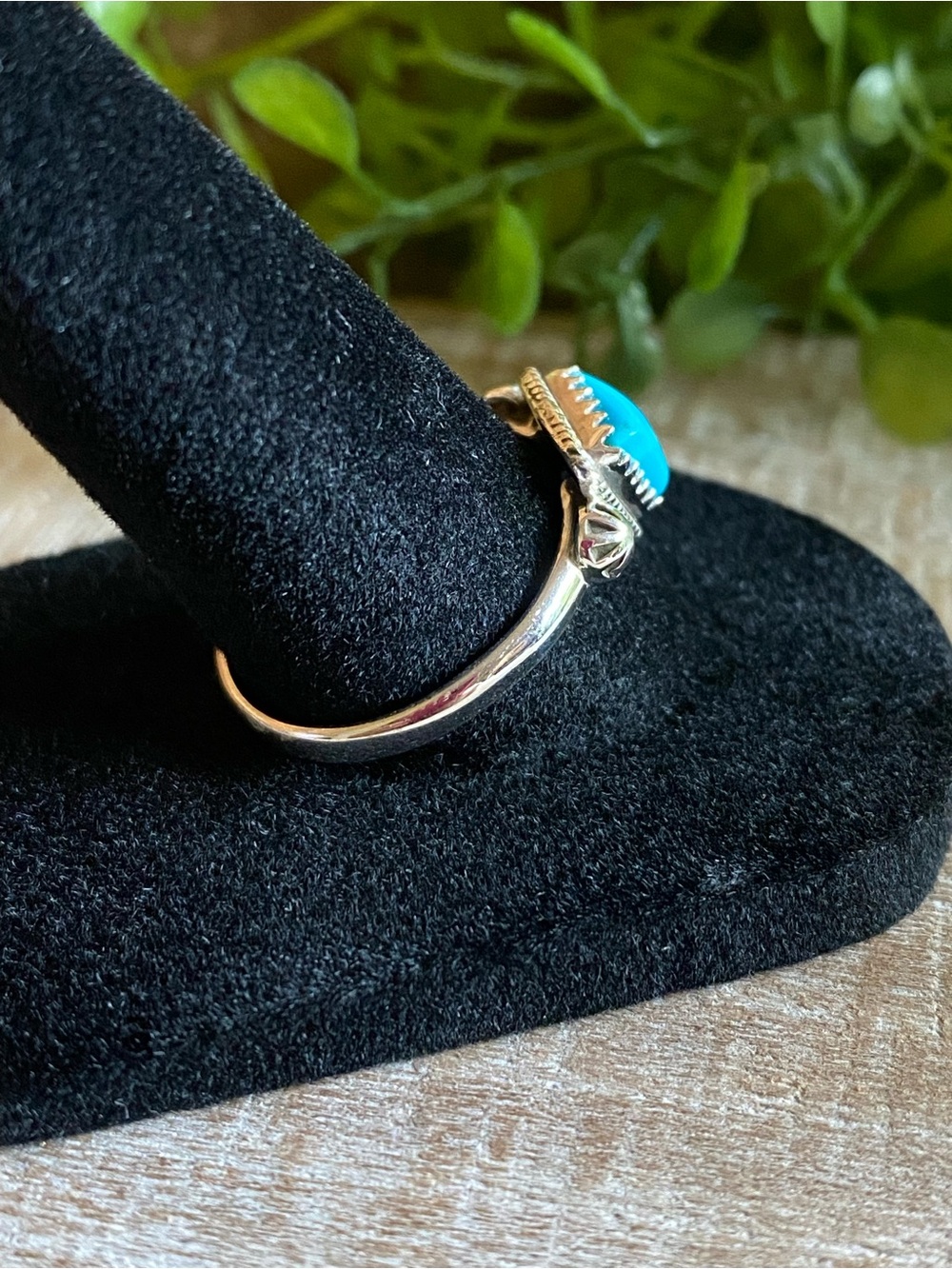 R50 Kingman Turquoise triangle sterling silver ring | size: 9 - Picture 4 of 8
